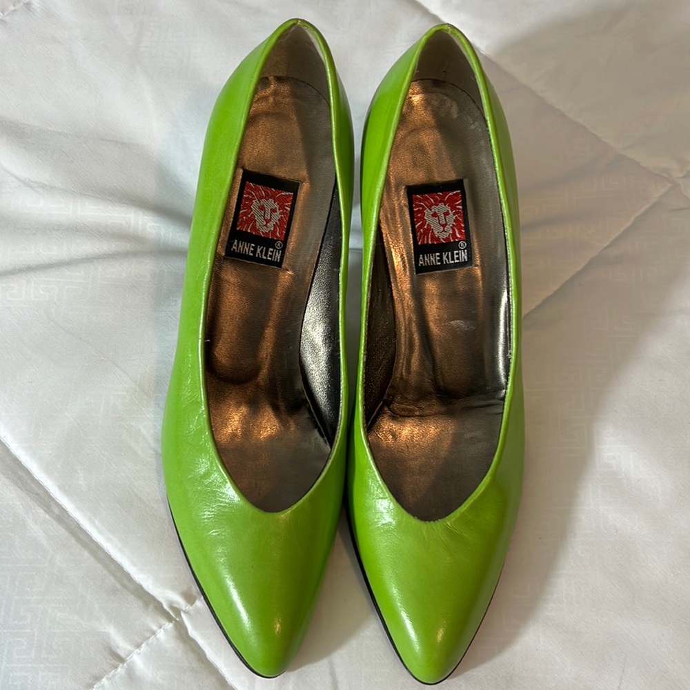 ANNE KLEIN  heels shoes.